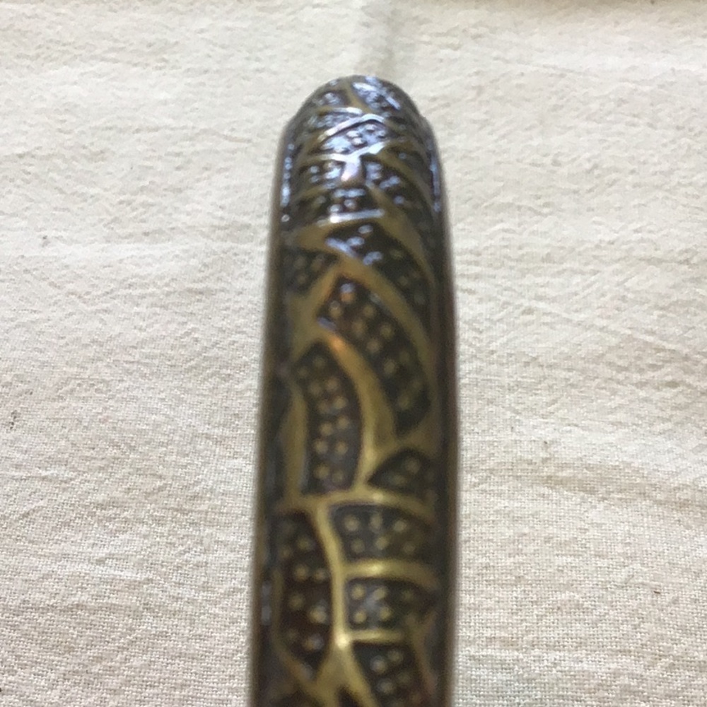 Premier Designs Hamilton Bangle - Picture 2 of 4
